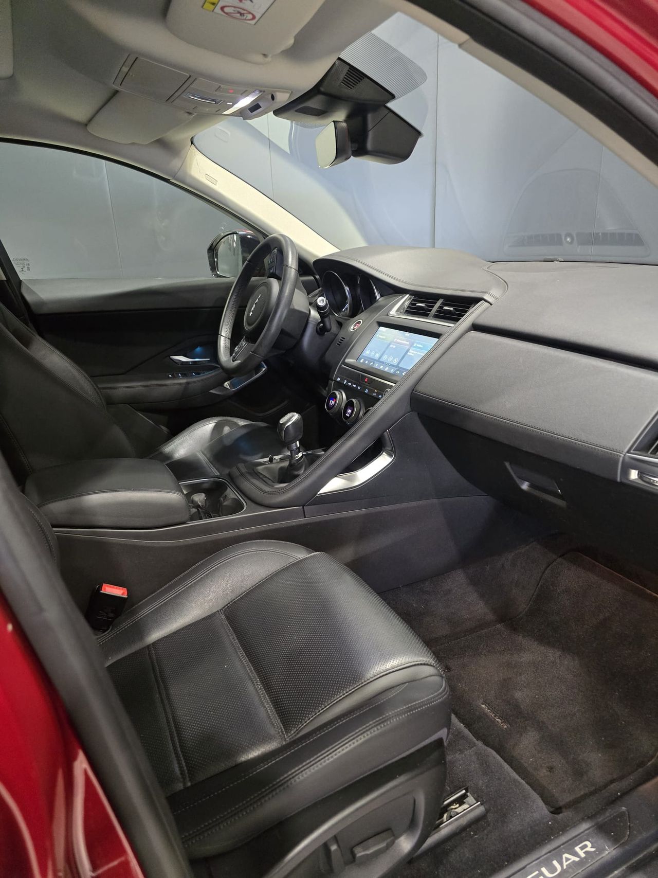 Foto Jaguar E-Pace 18