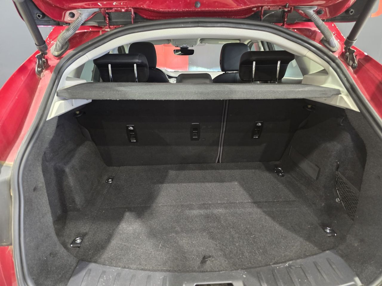 Foto Jaguar E-Pace 25