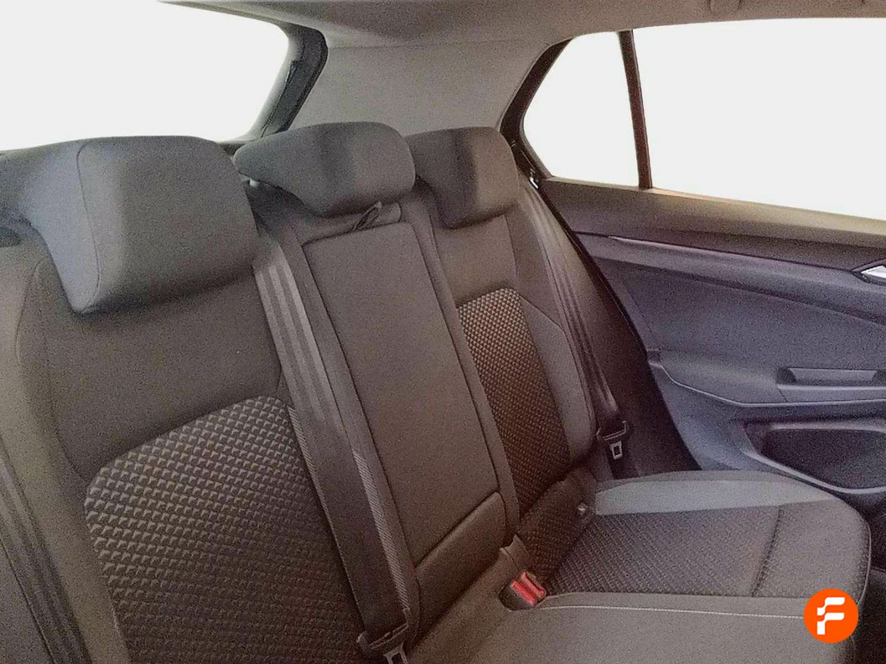 Foto Volkswagen Golf 13