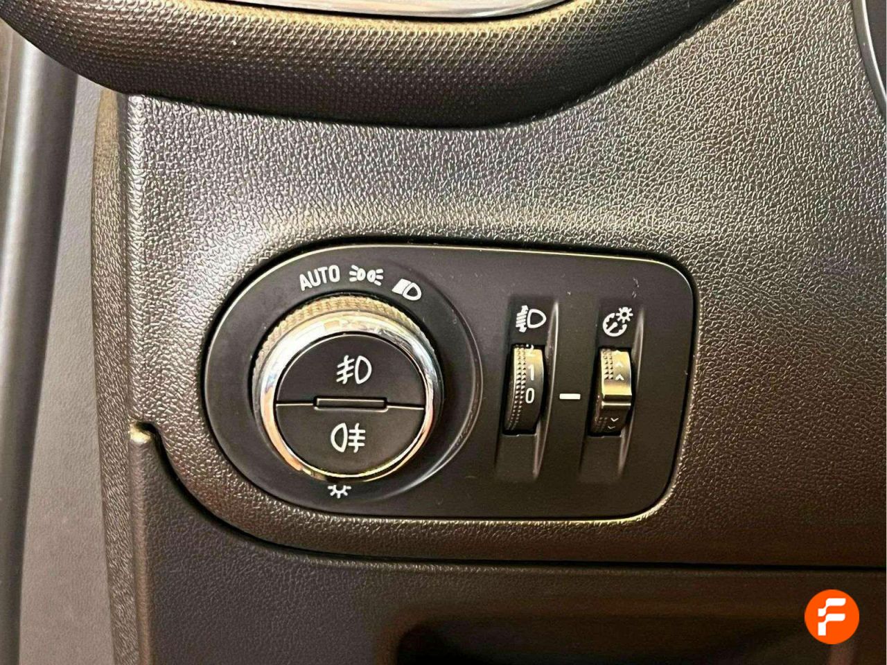 Foto Opel Crossland X 11