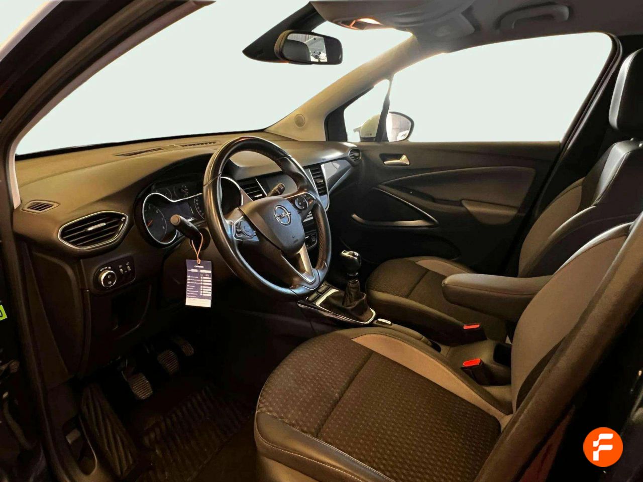Foto Opel Crossland X 8