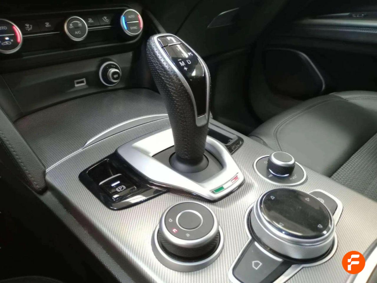 Foto Alfa Romeo Stelvio 7