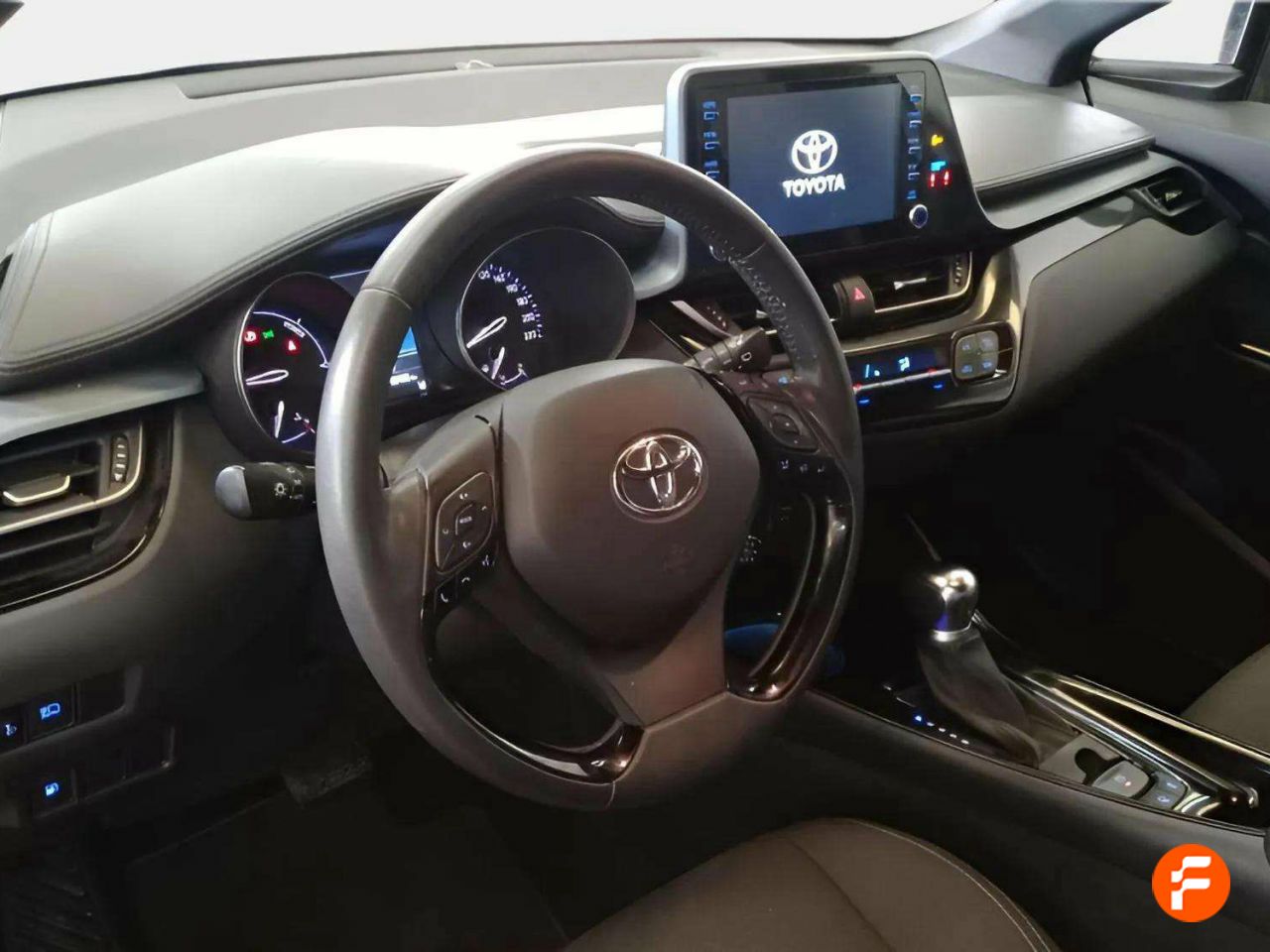 Foto Toyota C-HR 11