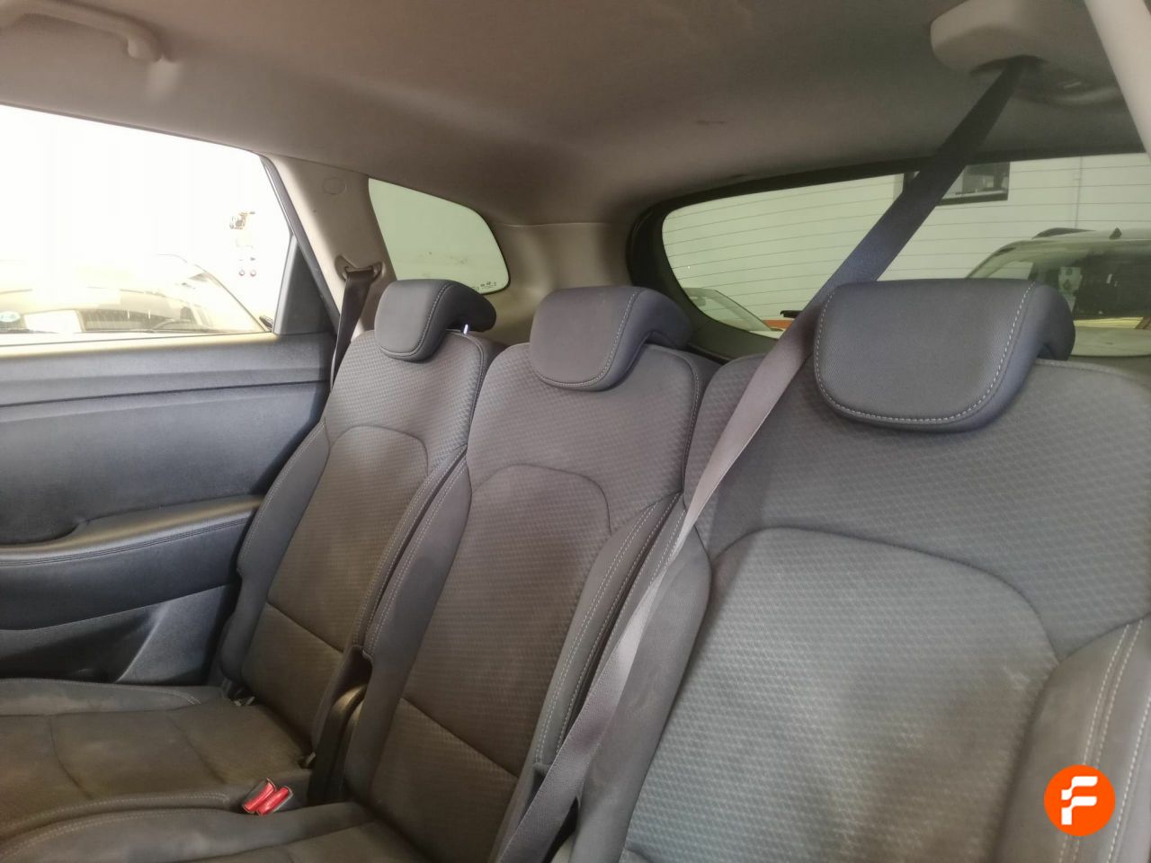 Foto Kia Carens 9