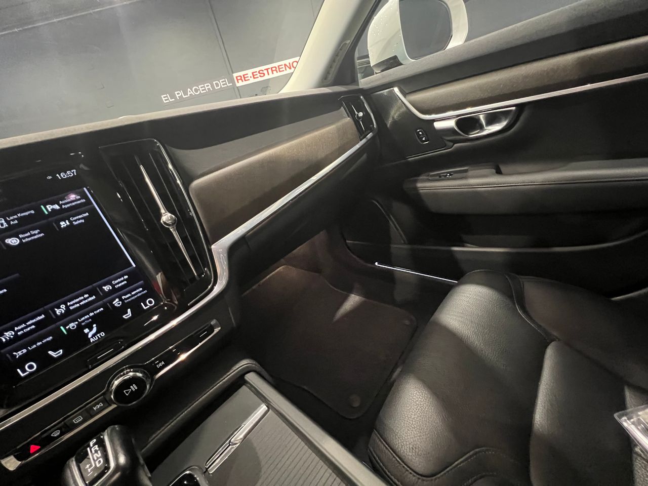 Foto Volvo V90 18