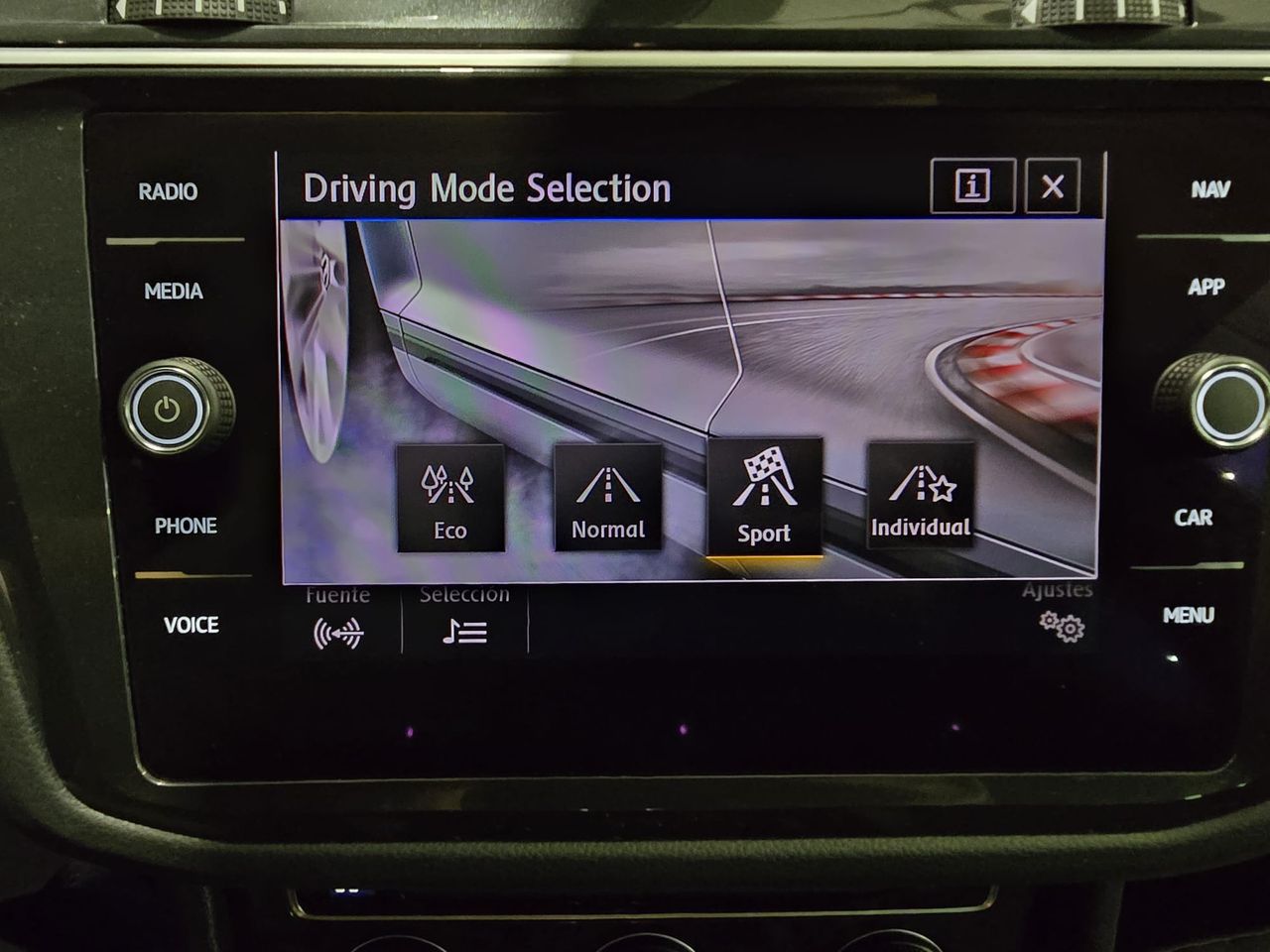 Foto Volkswagen Tiguan 9