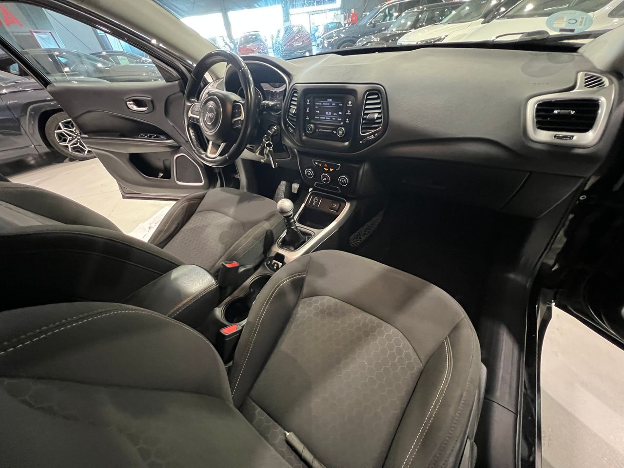 Foto Jeep Compass 10