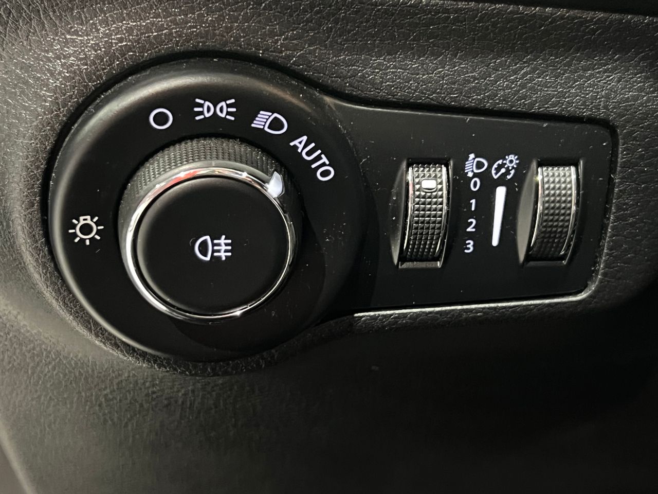 Foto Jeep Compass 17