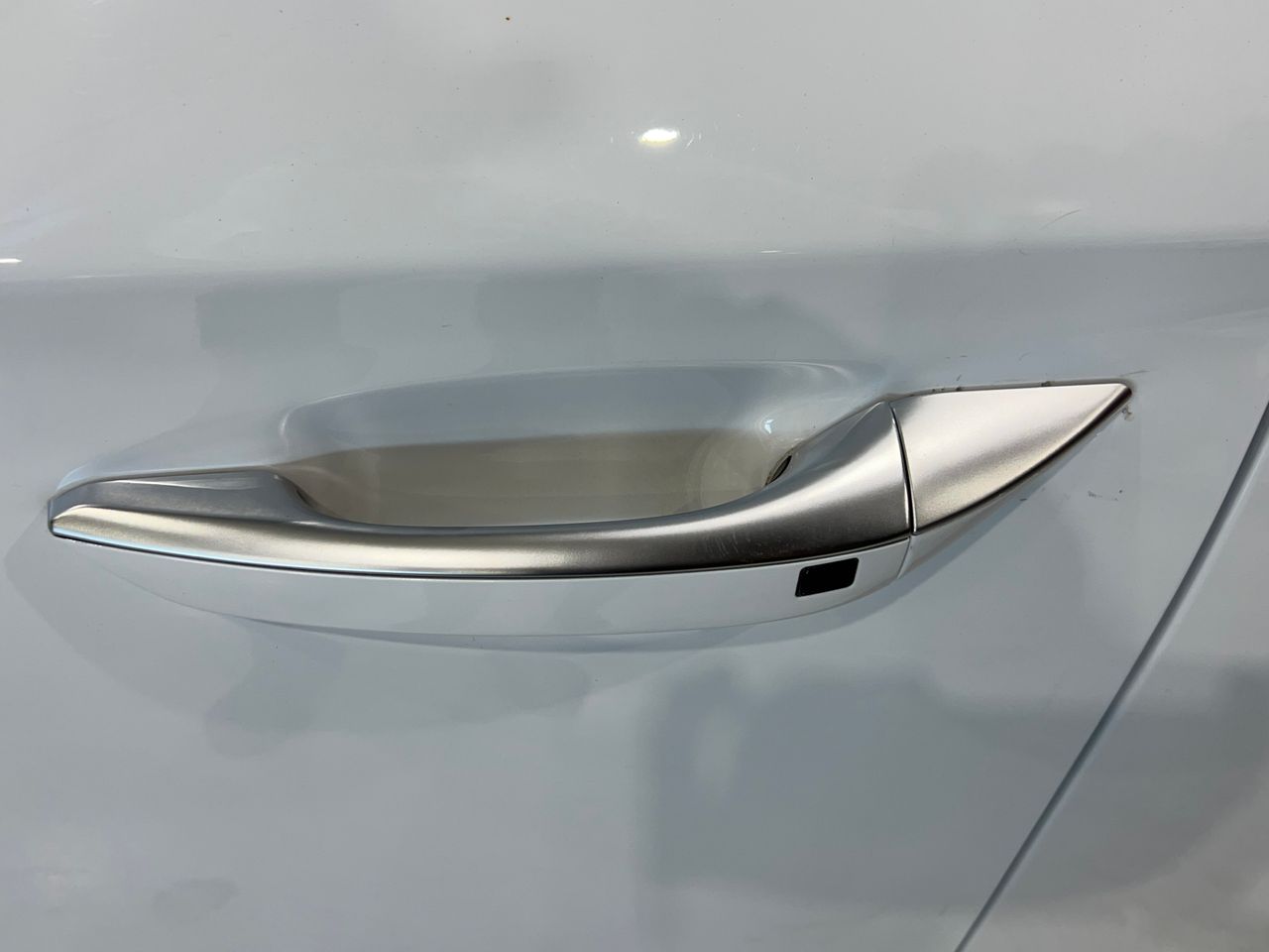 Foto Hyundai IONIQ 4