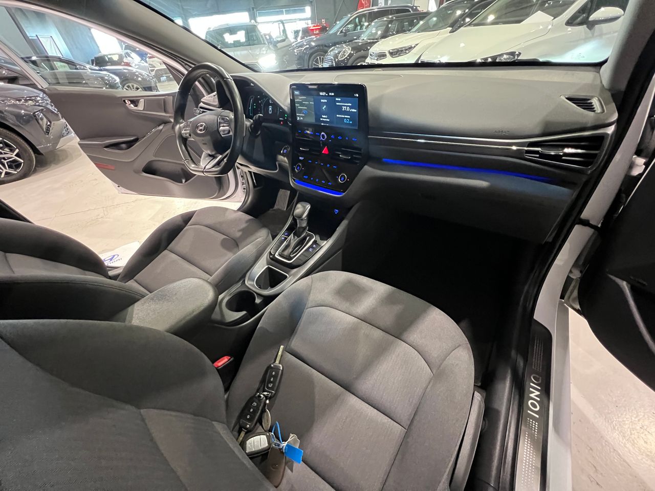 Foto Hyundai IONIQ 13
