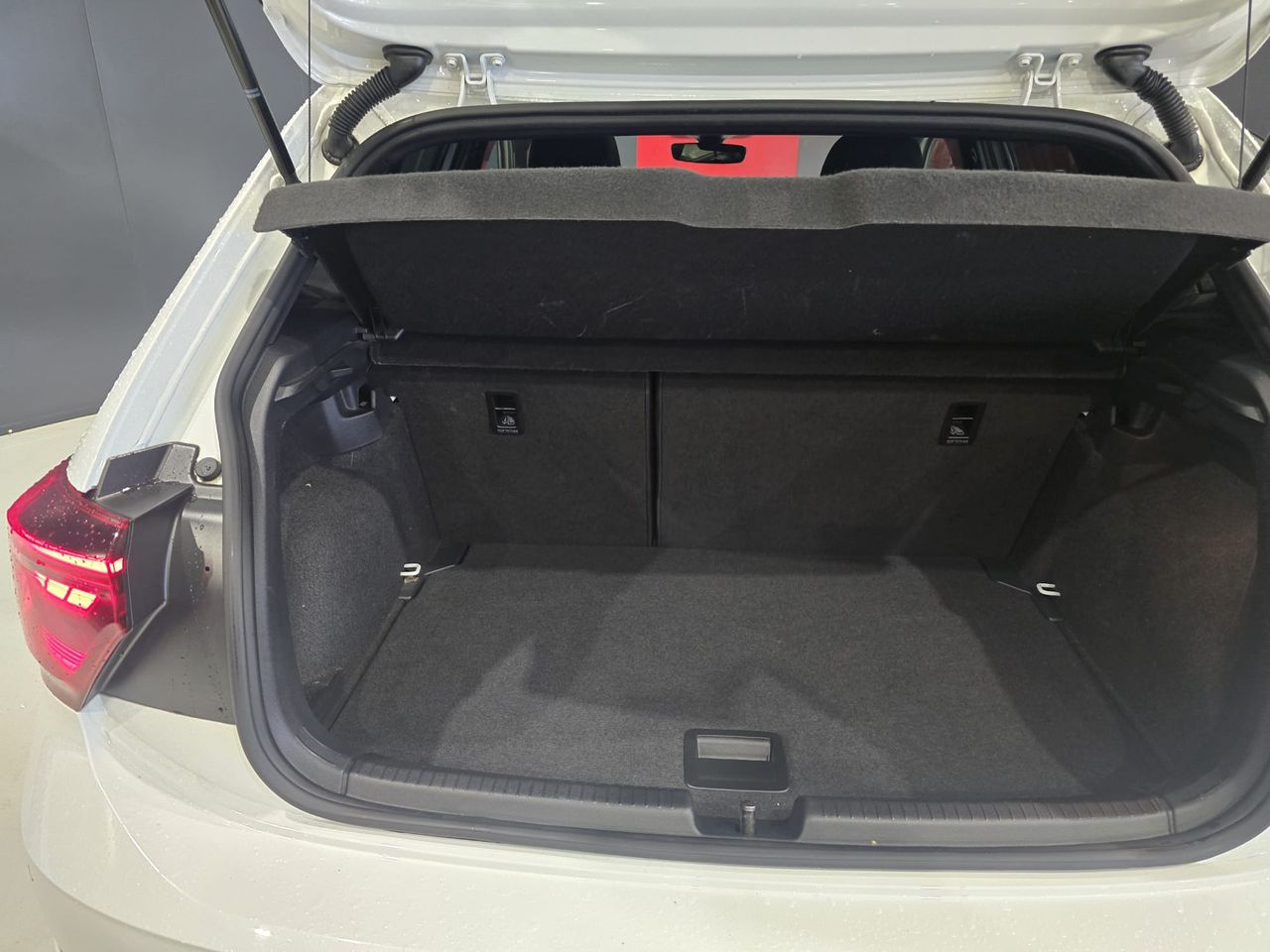 Foto Volkswagen Polo 21