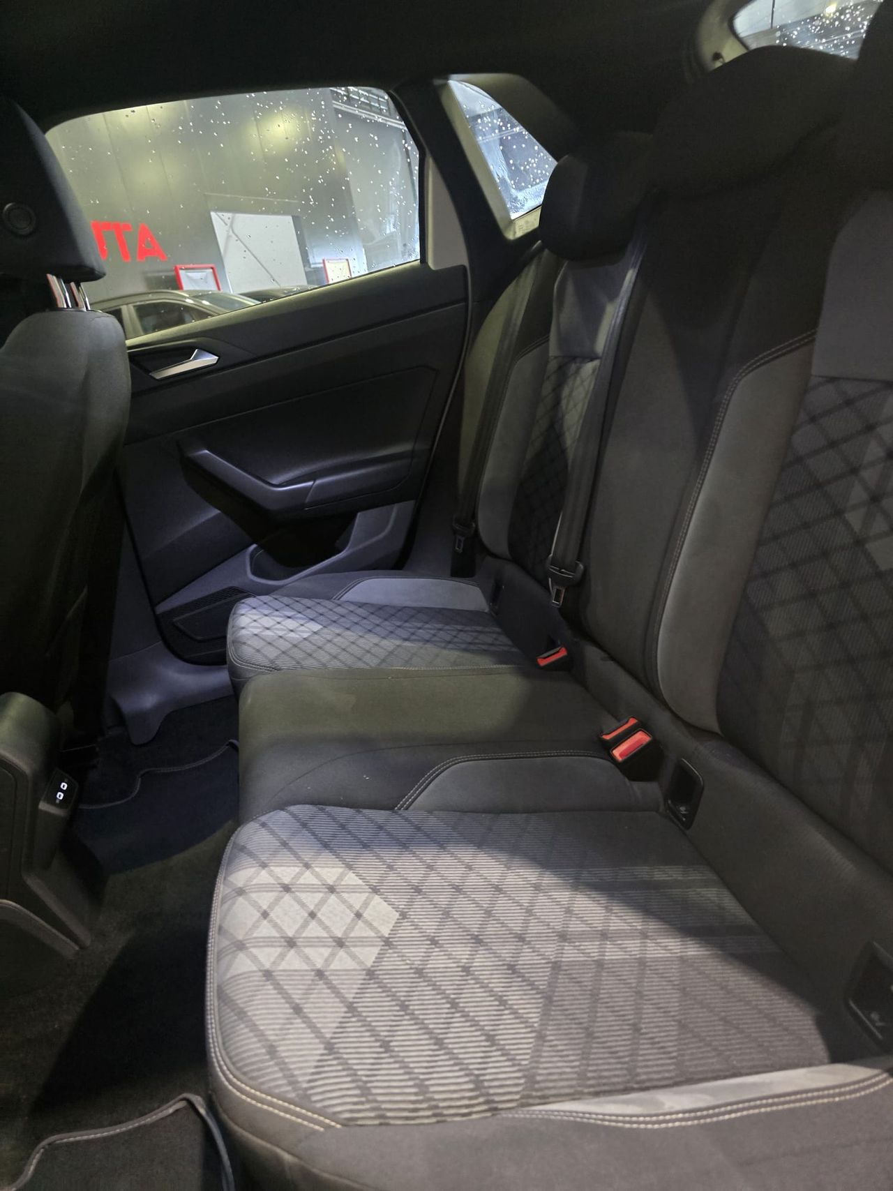 Foto Volkswagen Polo 23