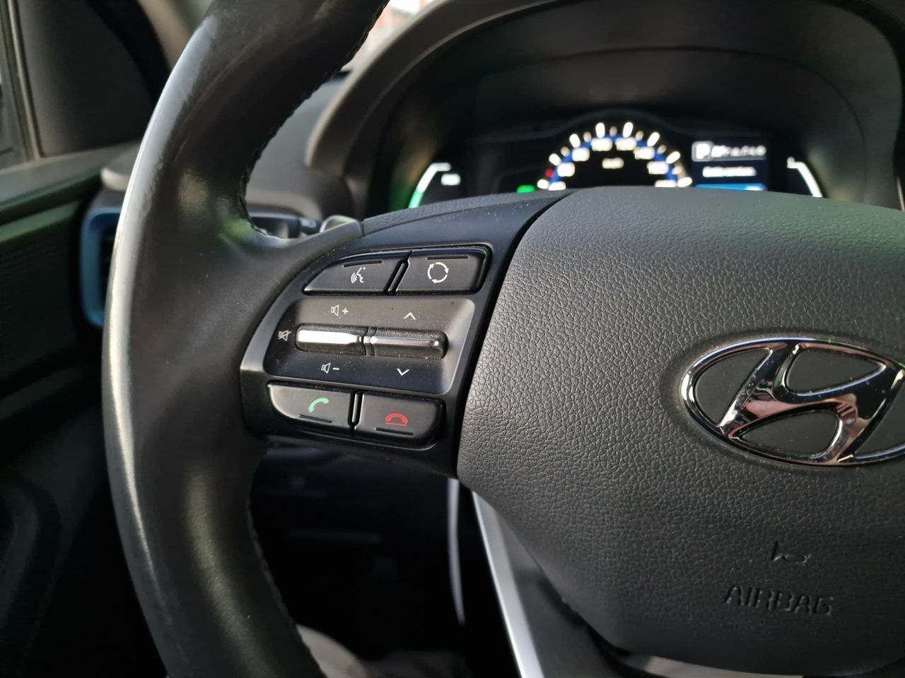 Foto Hyundai IONIQ 19