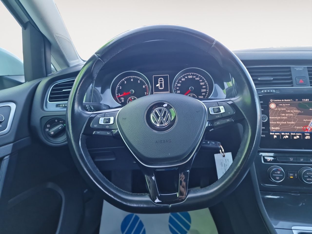 Foto Volkswagen Golf 9