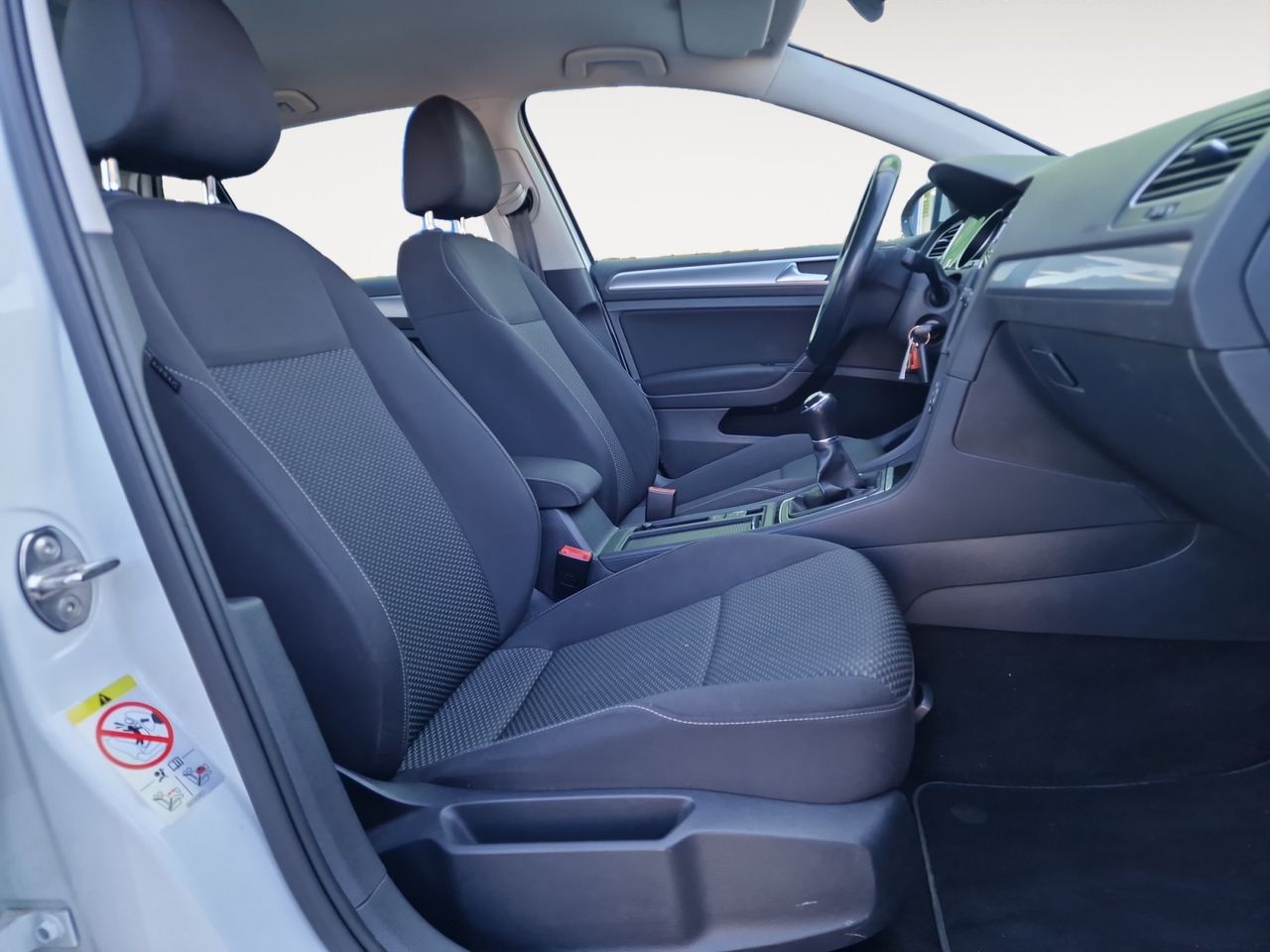 Foto Volkswagen Golf 13