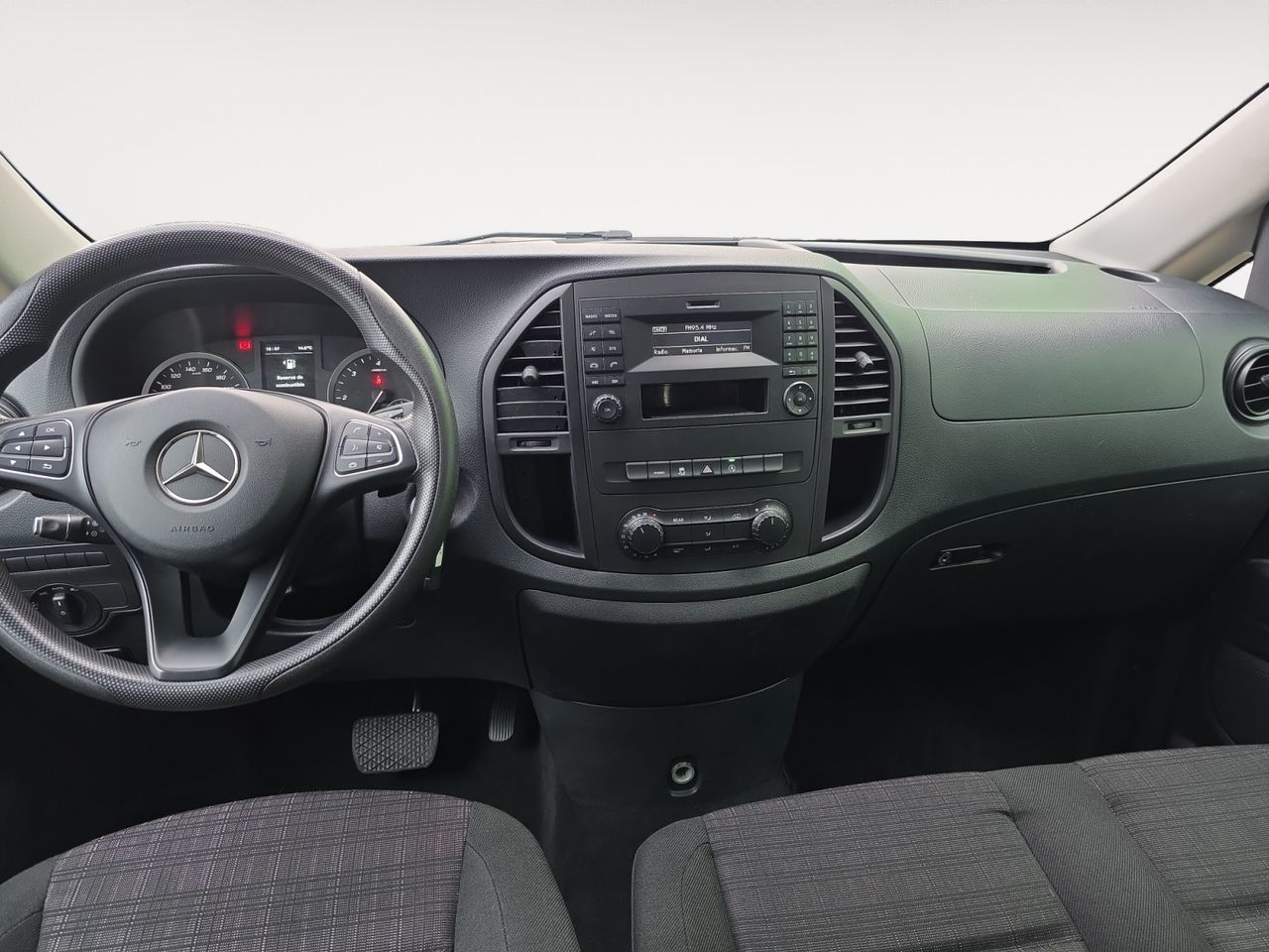 Foto Mercedes-Benz Vito 11