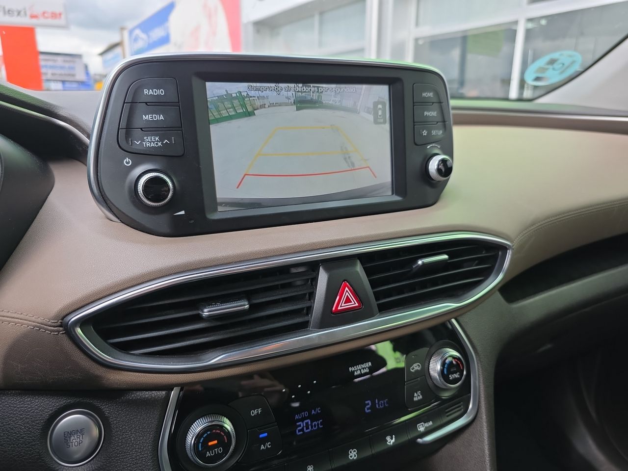 Foto Hyundai Santa Fe 14