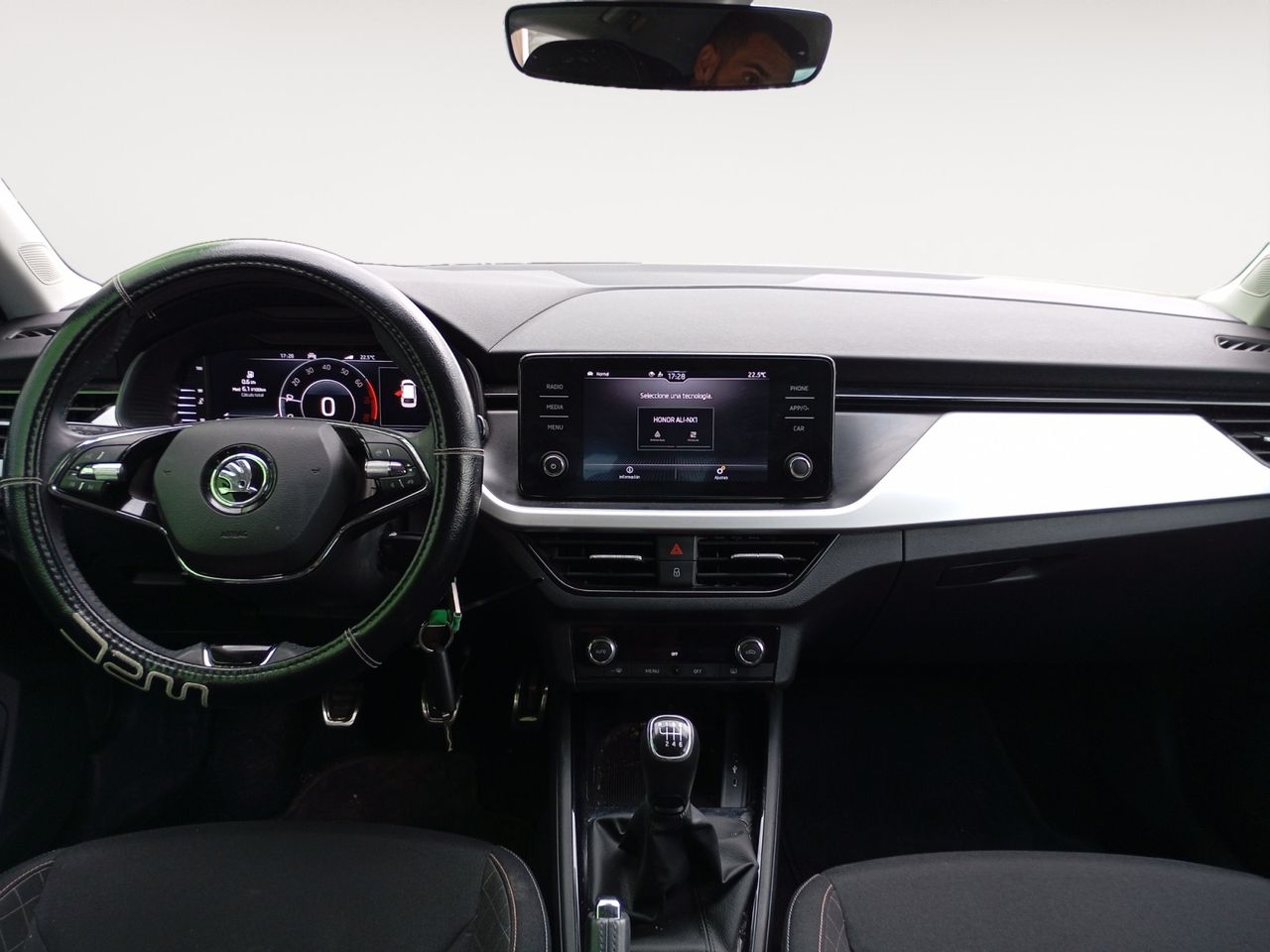 Foto Skoda Scala 8