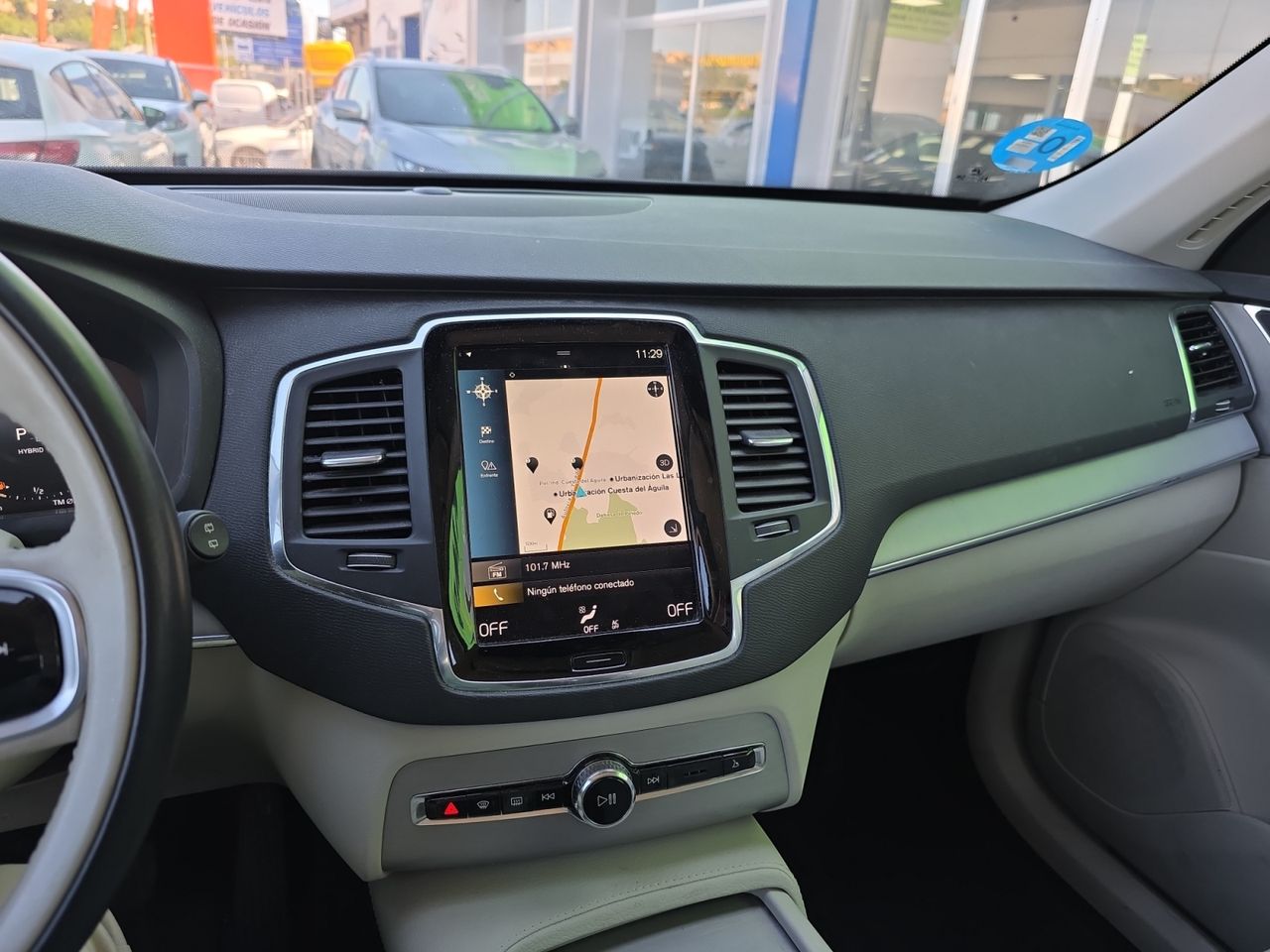 Foto Volvo XC90 15