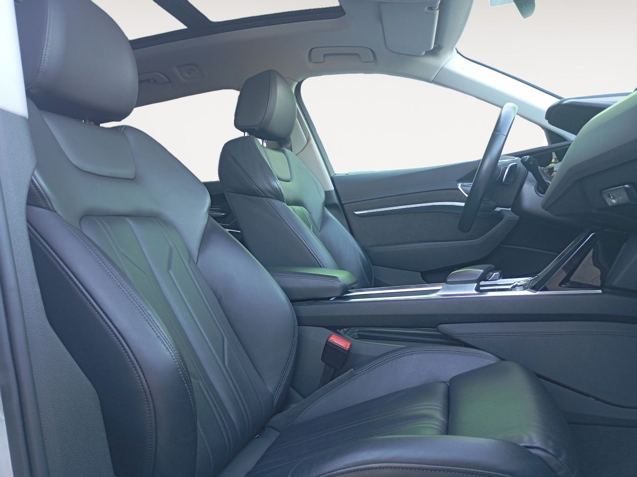Foto Audi E-tron 11