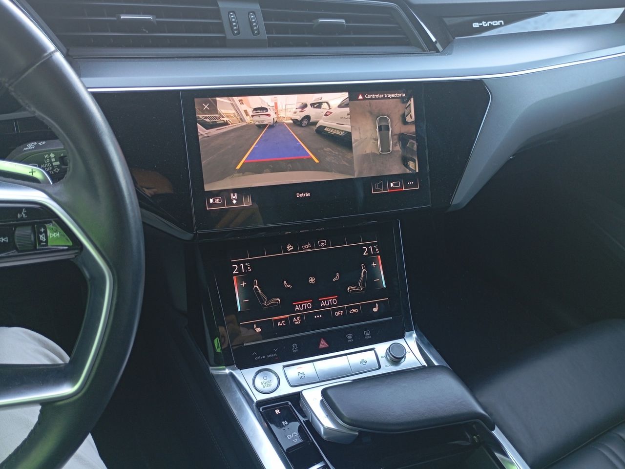 Foto Audi E-tron 21
