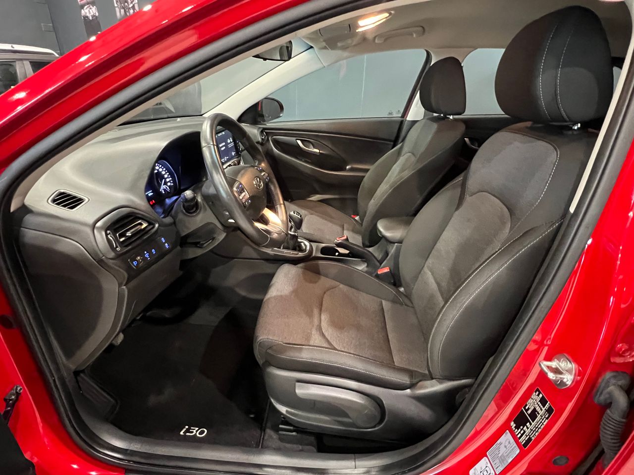 Foto Hyundai i30 6