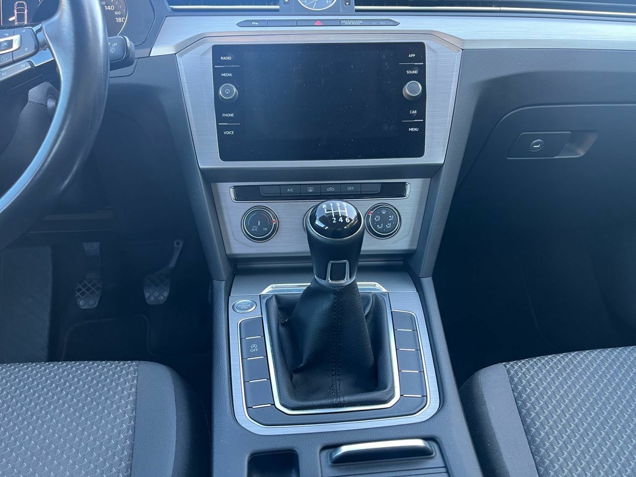 Foto Volkswagen Passat 11