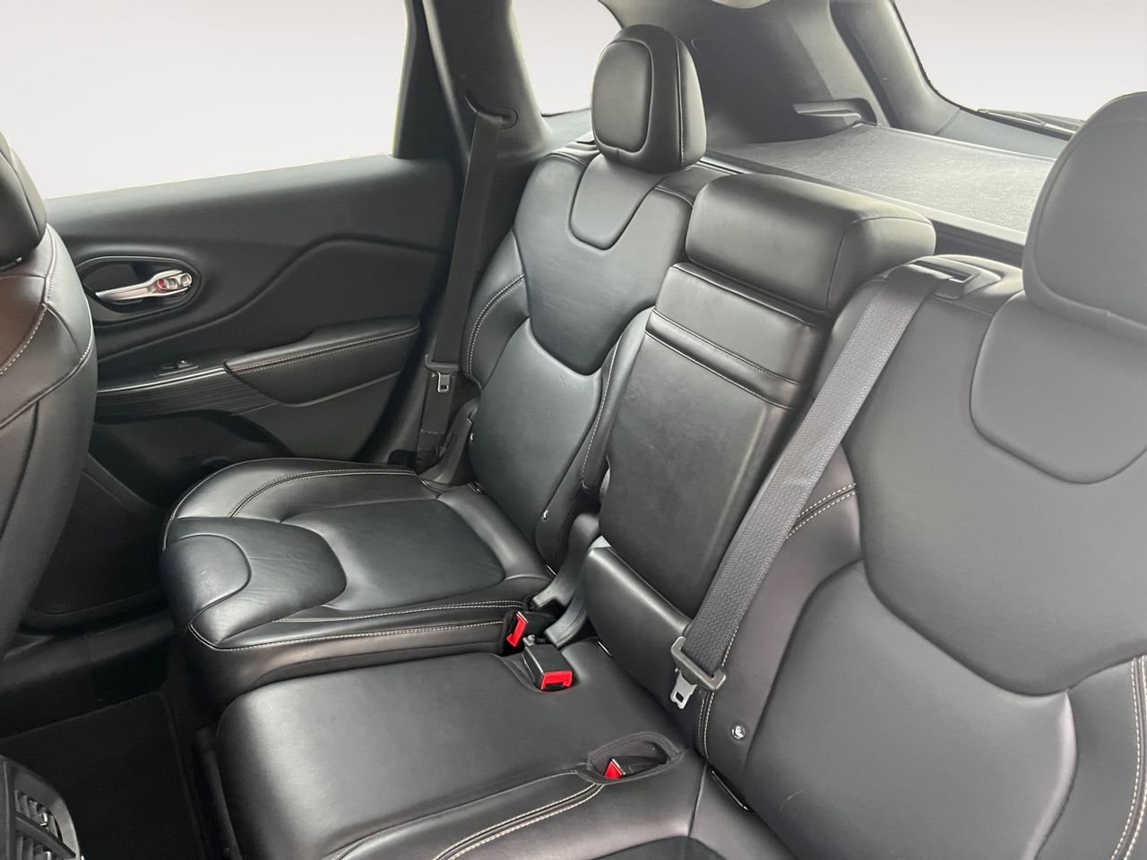 Foto Jeep Cherokee 10