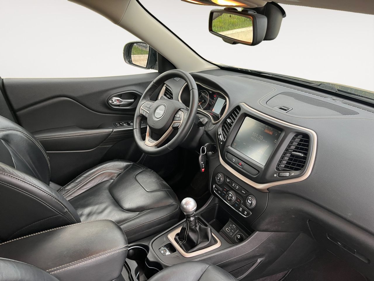 Foto Jeep Cherokee 11