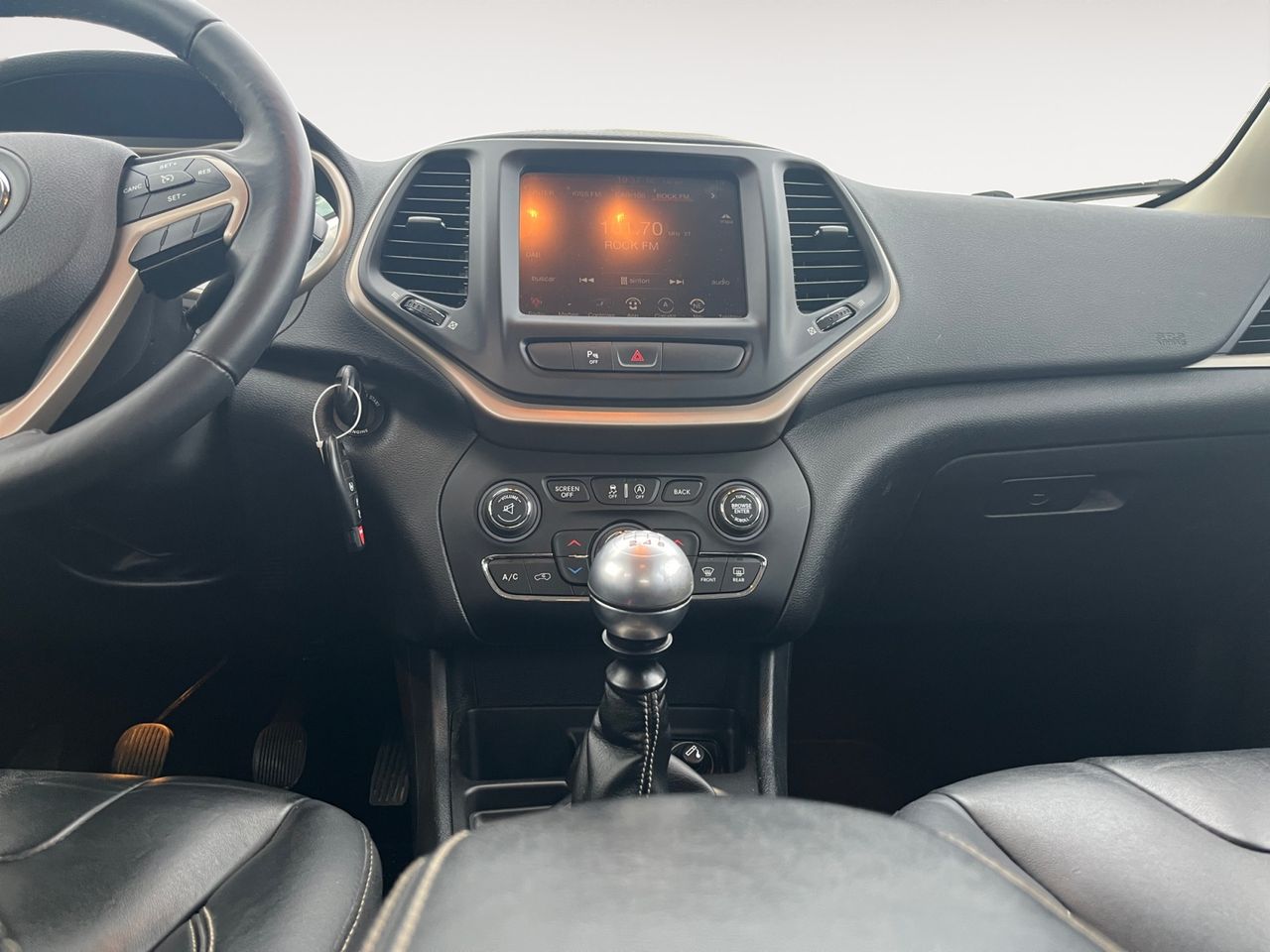 Foto Jeep Cherokee 12