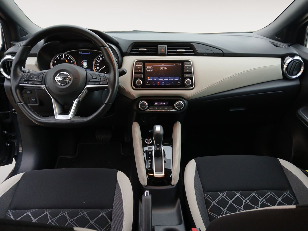 Foto Nissan Micra 8