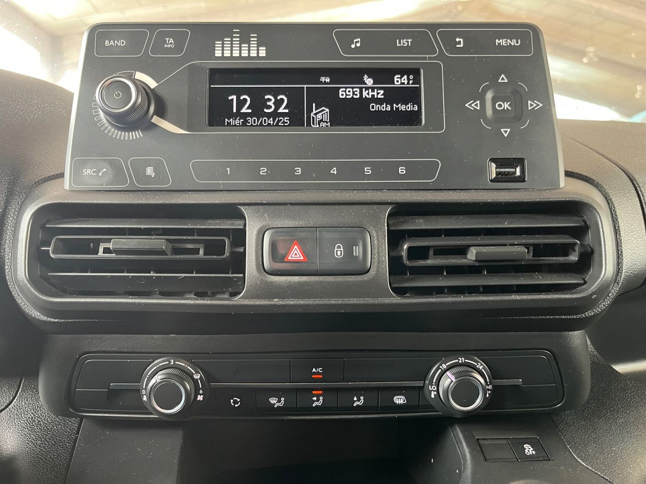 Foto Citroën Berlingo 15