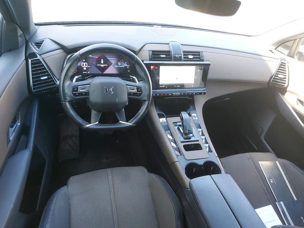 Foto DS Automobiles DS 7 2