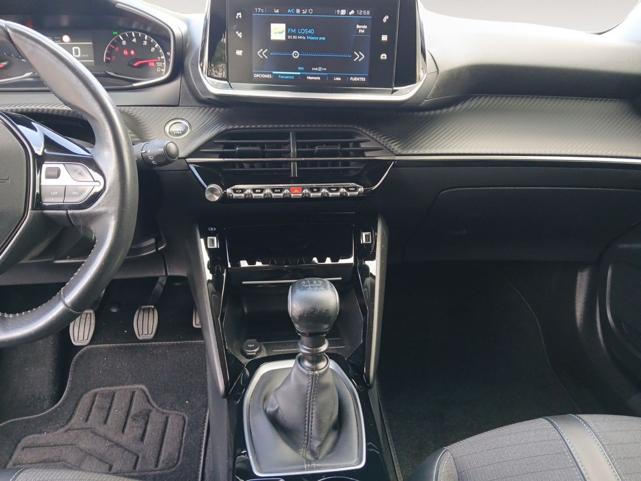 Foto Peugeot 2008 11