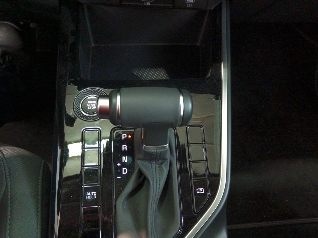 Foto Kia Niro 12
