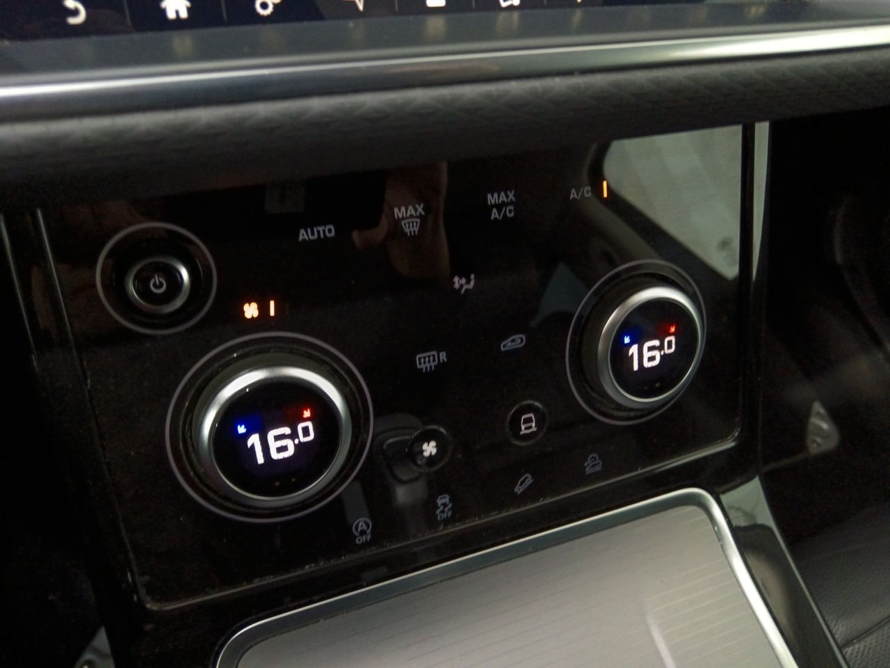Foto Land-Rover Range Rover Evoque 19
