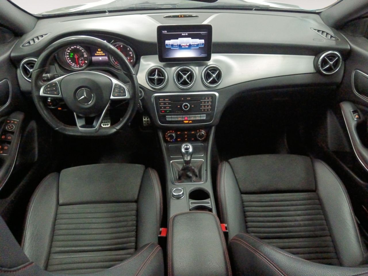 Foto Mercedes-Benz Clase CLA 6