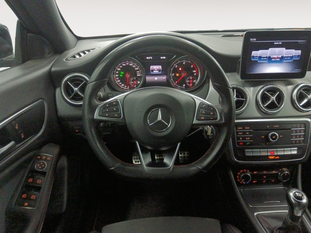 Foto Mercedes-Benz Clase CLA 7