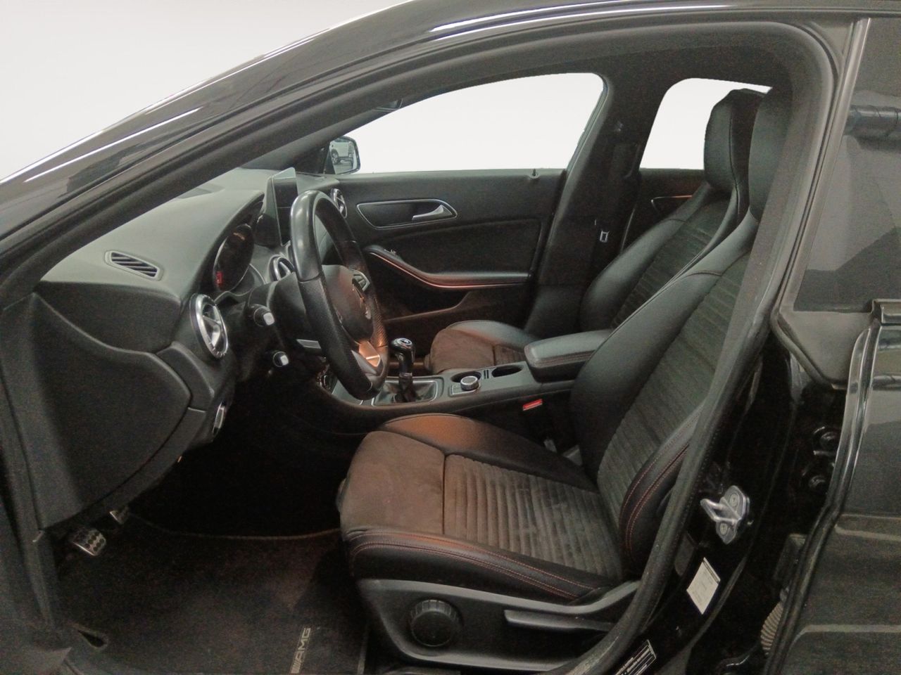 Foto Mercedes-Benz Clase CLA 8