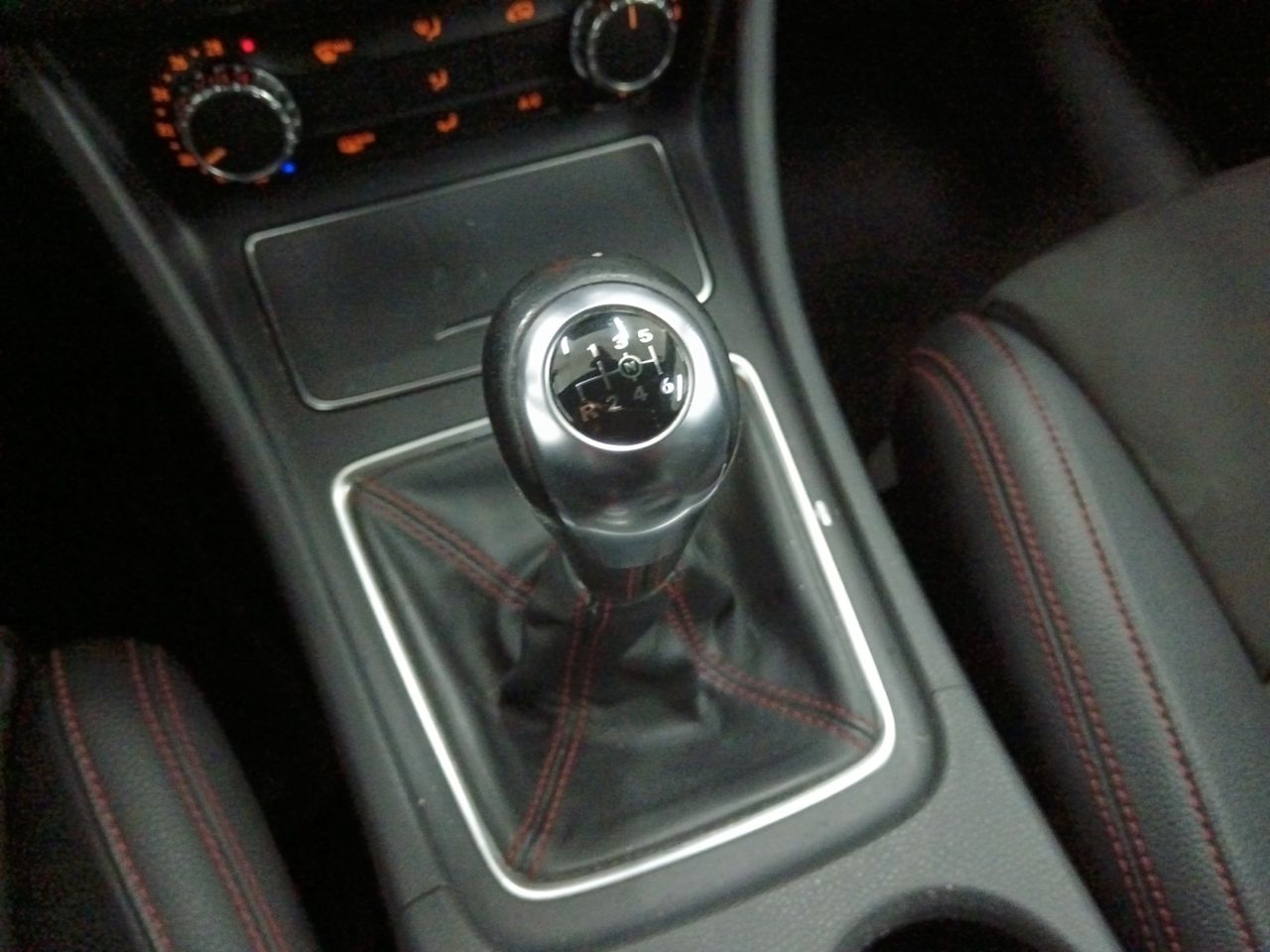 Foto Mercedes-Benz Clase CLA 12