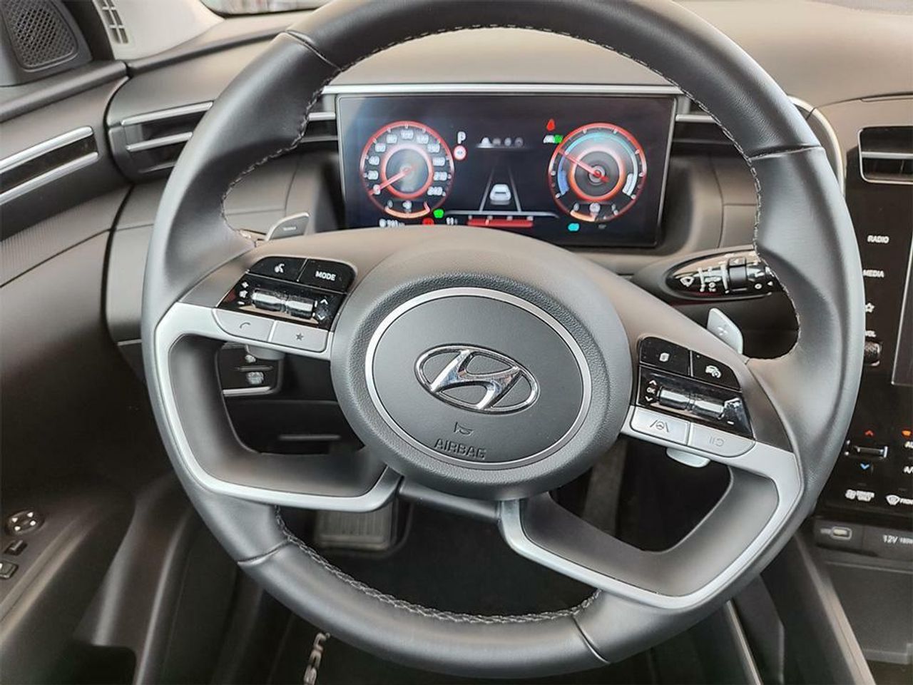 Foto Hyundai Tucson 6