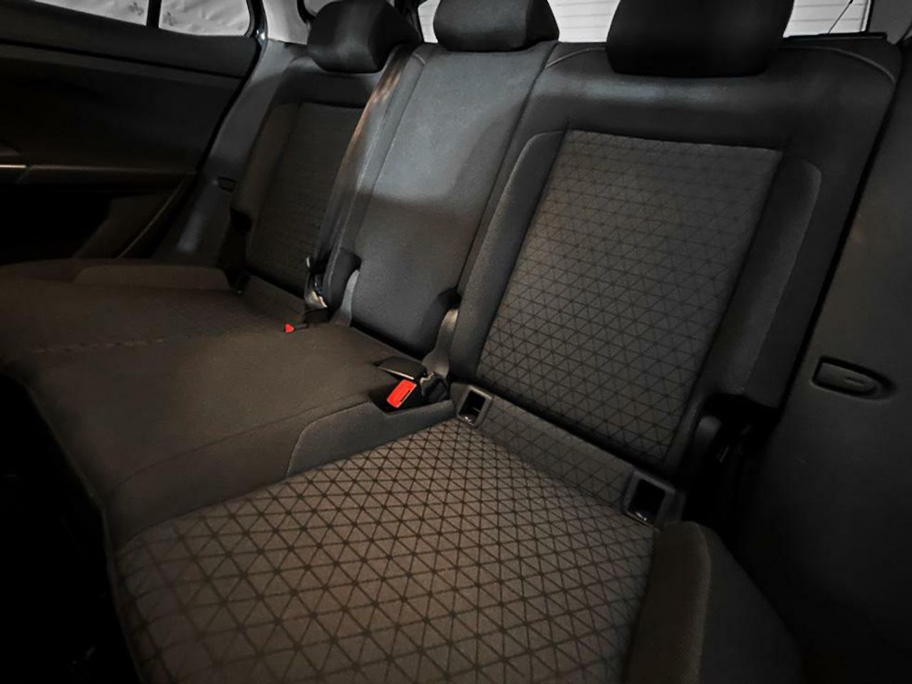 Foto Volkswagen T-Cross 20