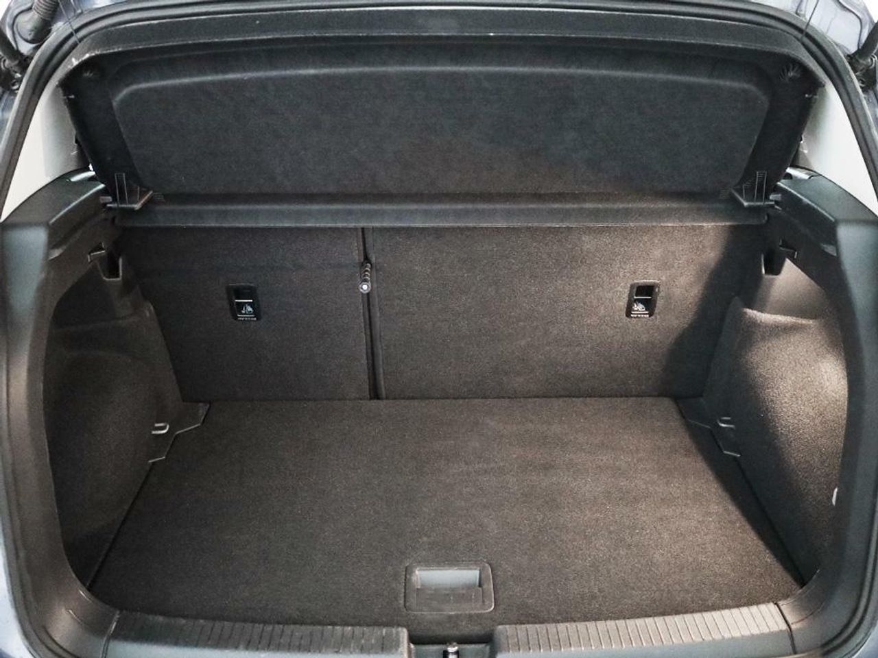 Foto Volkswagen T-Cross 23