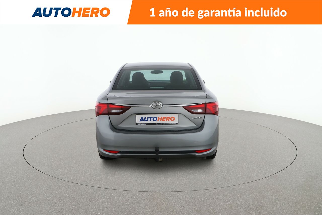 Foto Toyota Avensis 5