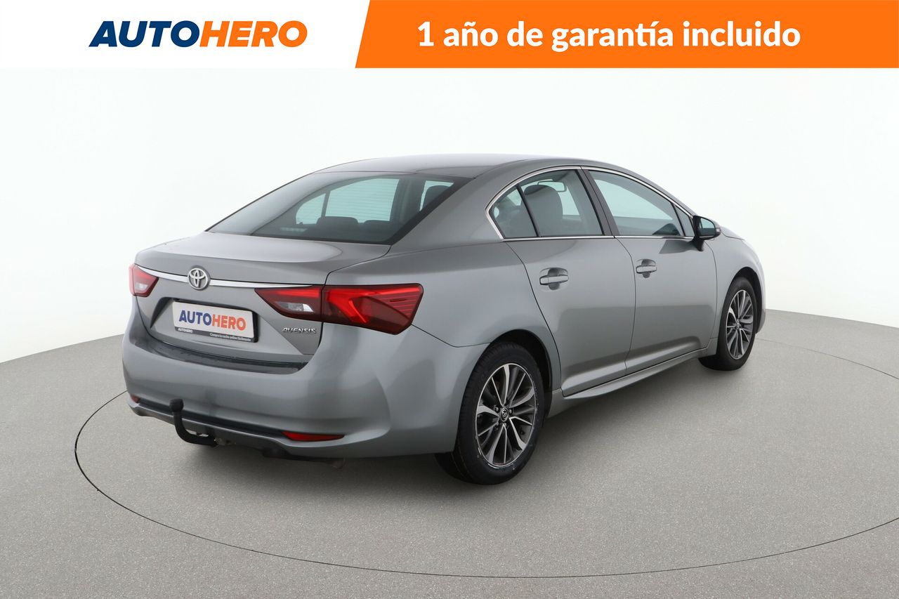 Foto Toyota Avensis 6