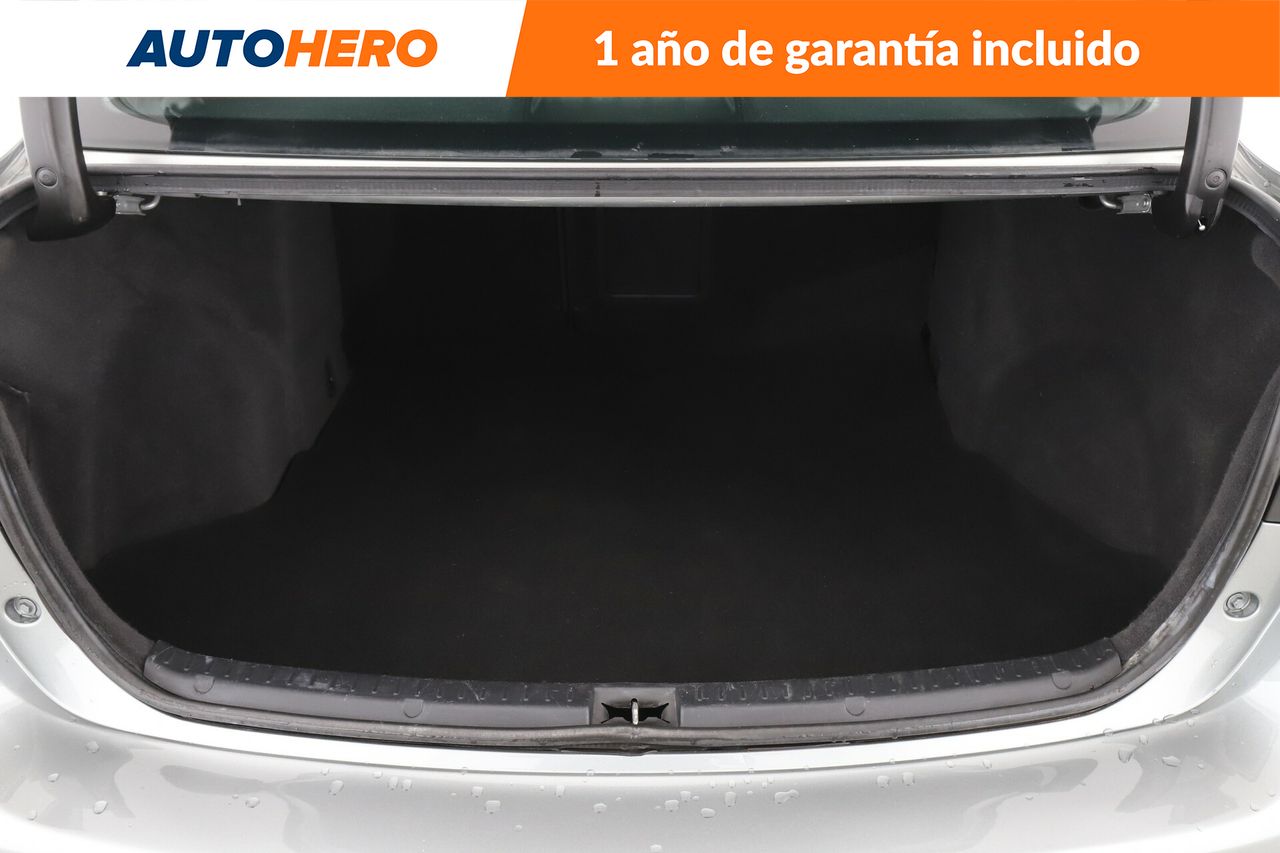 Foto Toyota Avensis 18