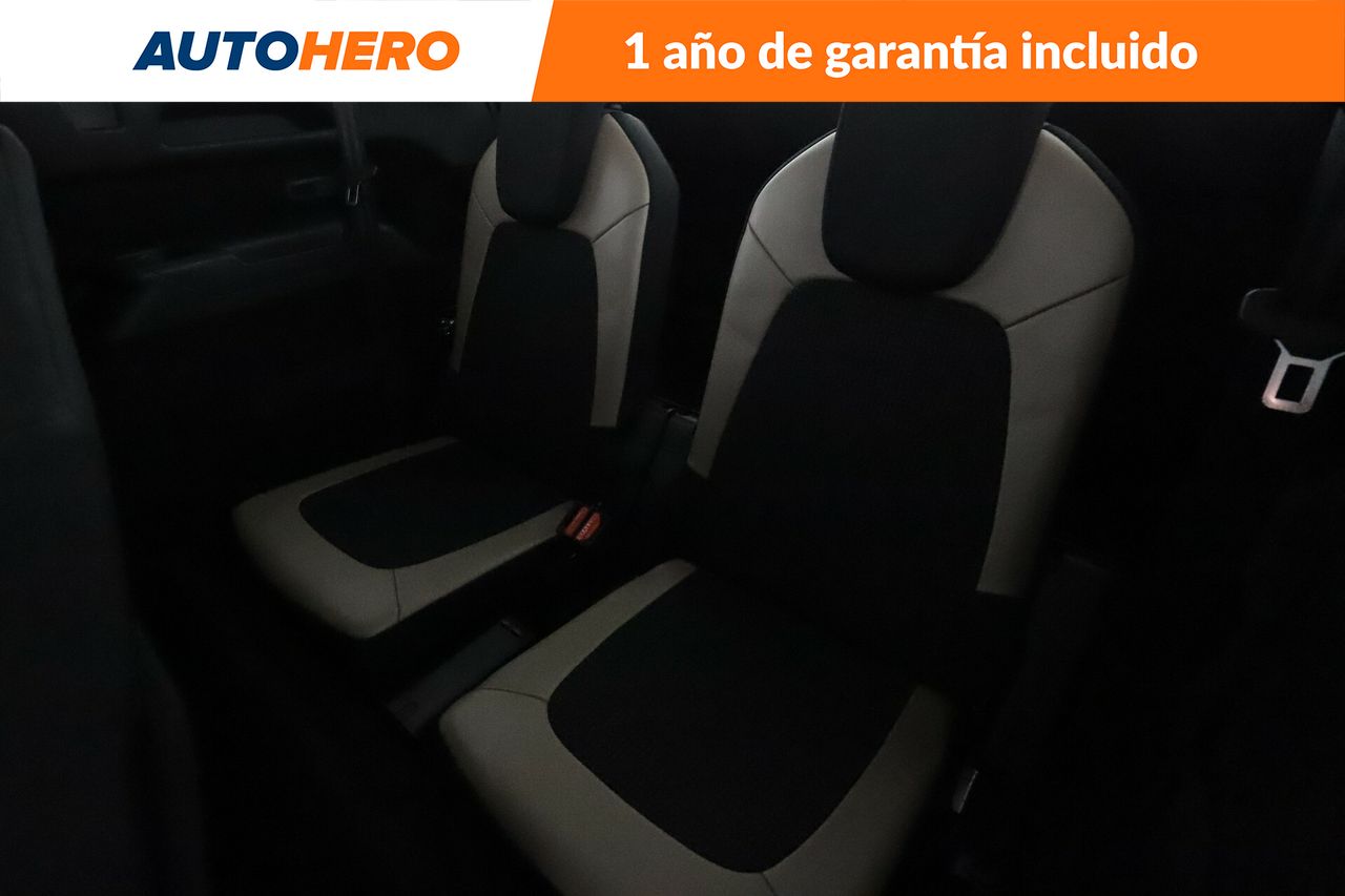 Foto Citroën C4 Picasso 22