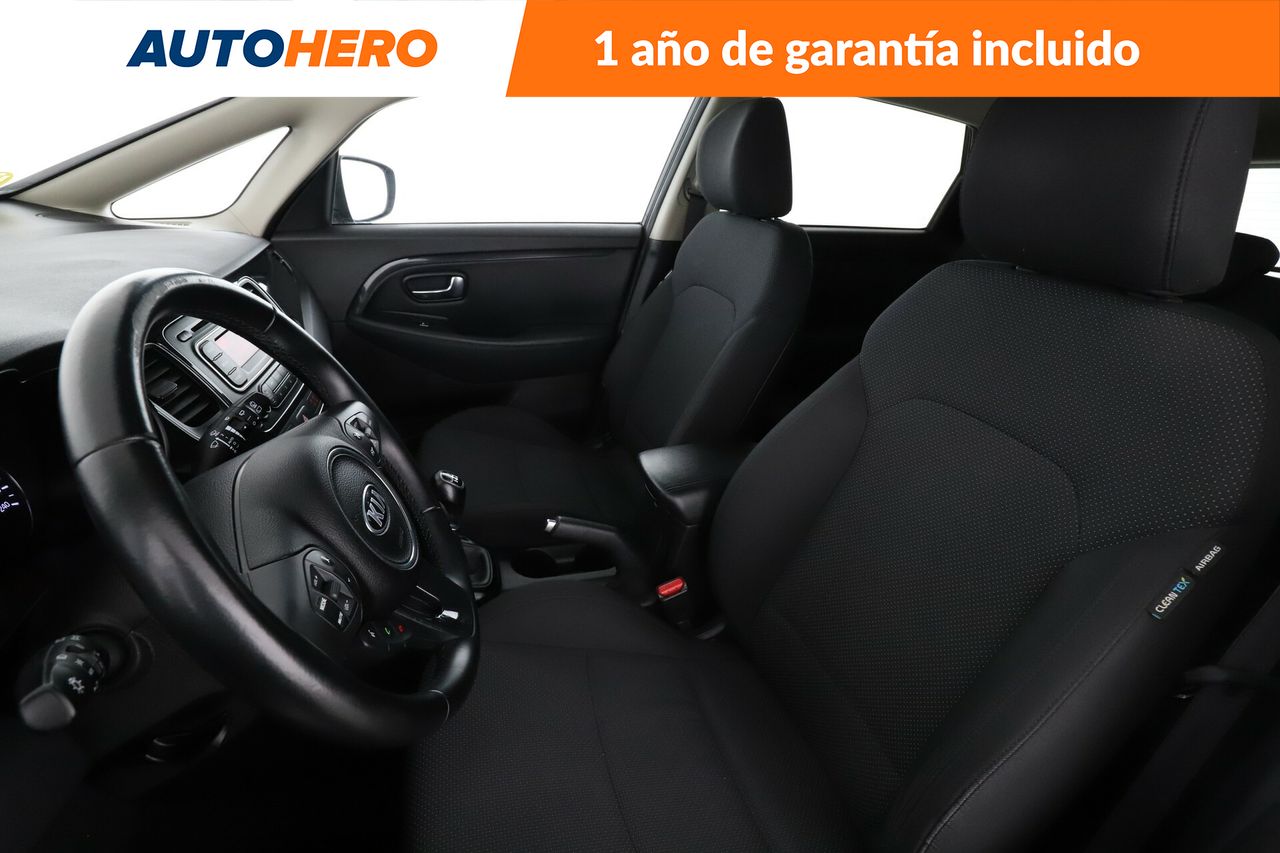 Foto Kia Carens 11