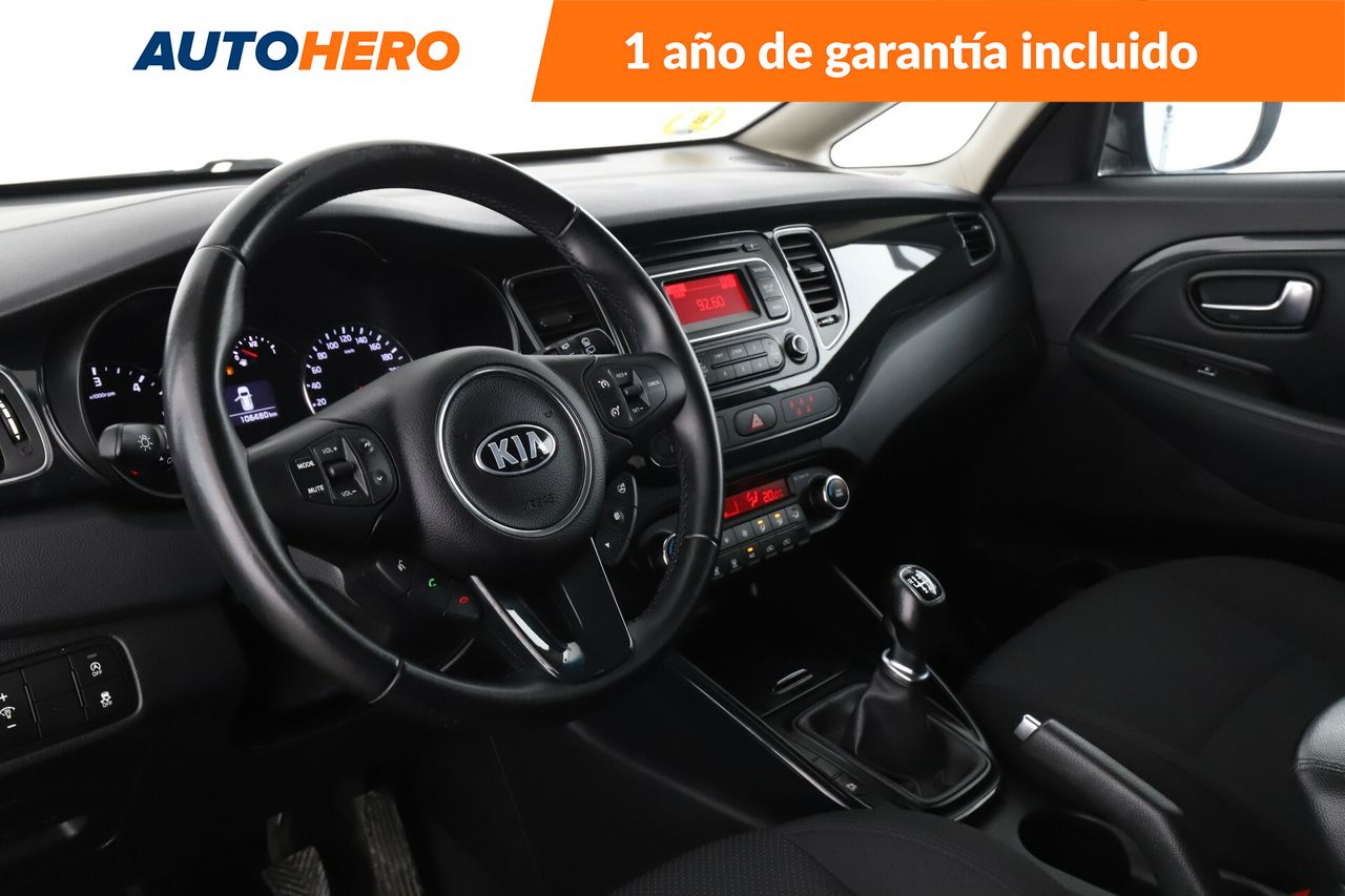 Foto Kia Carens 12