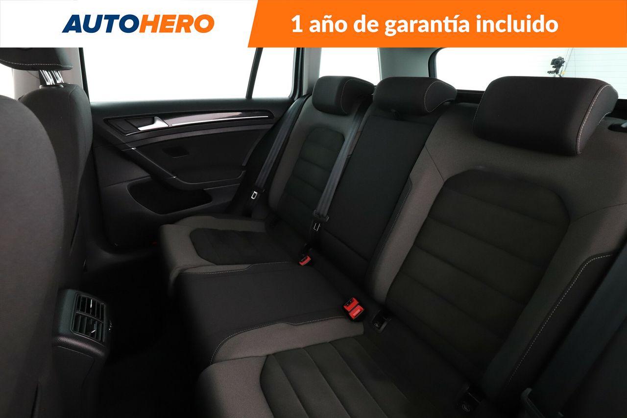 Foto Volkswagen Golf 15